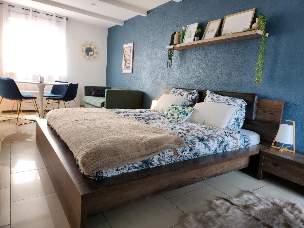 Suite 2 Lits Auberge Du Manala Hotel 24 24 Proche Basel Saint-Louis  Εξωτερικό φωτογραφία