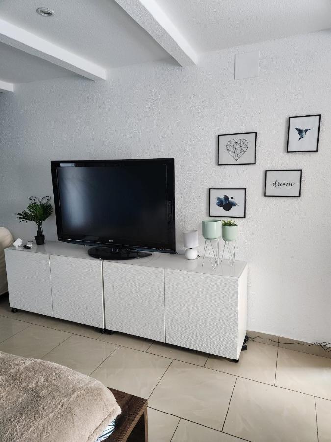 Suite 2 Lits Auberge Du Manala Hotel 24 24 Proche Basel Saint-Louis  Εξωτερικό φωτογραφία
