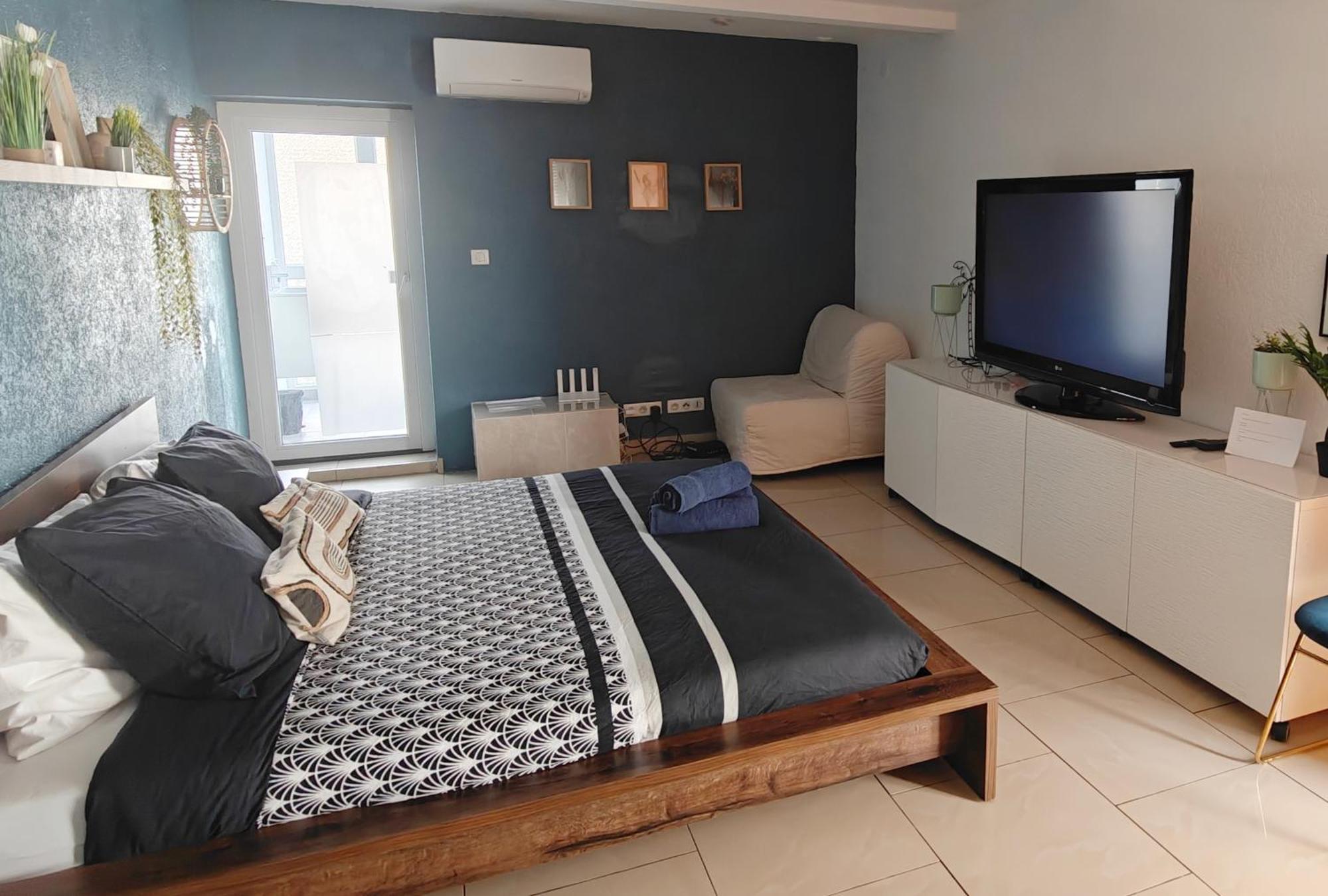 Suite 2 Lits Auberge Du Manala Hotel 24 24 Proche Basel Saint-Louis  Εξωτερικό φωτογραφία