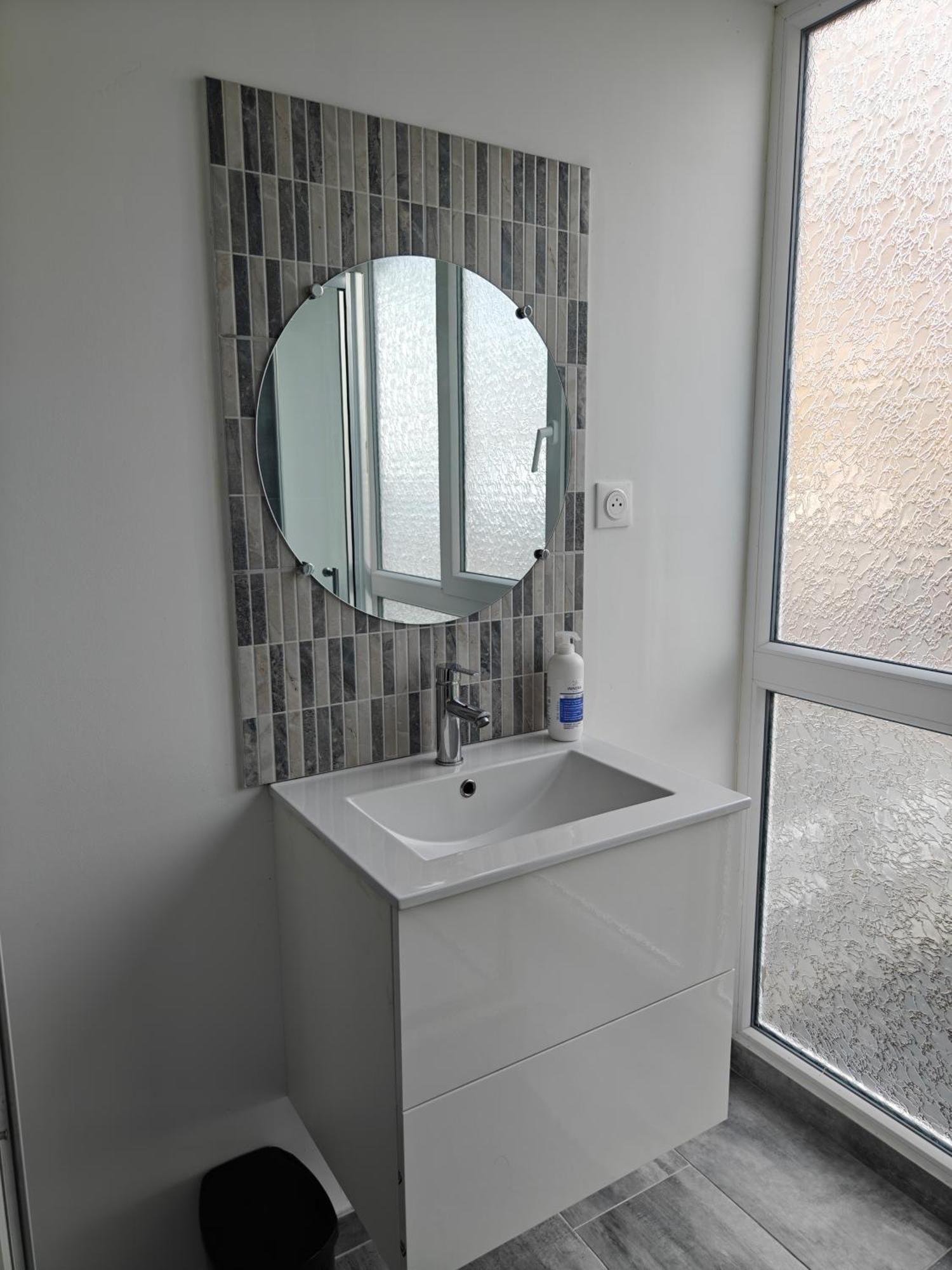 Suite 2 Lits Auberge Du Manala Hotel 24 24 Proche Basel Saint-Louis  Εξωτερικό φωτογραφία